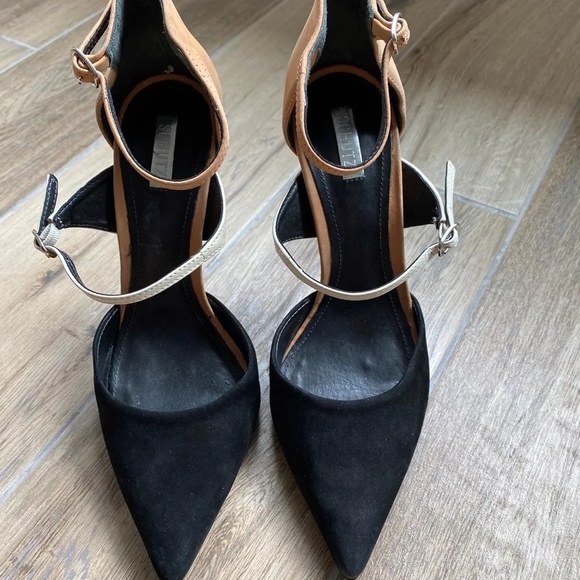 Color Block Heels - Picture 2 of 9